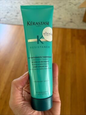 Kerastase Resistance Extensioniste Length
Heat protection